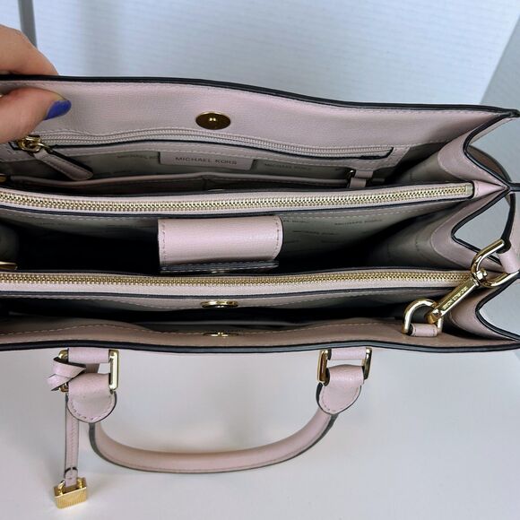 Michael Kors Medium Sutton Gusset Satchel Crossbody Handle Bag Soft Pink w Charm - Picture 6 of 13